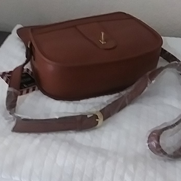 NWT Tan Handbag - Picture 2 of 9